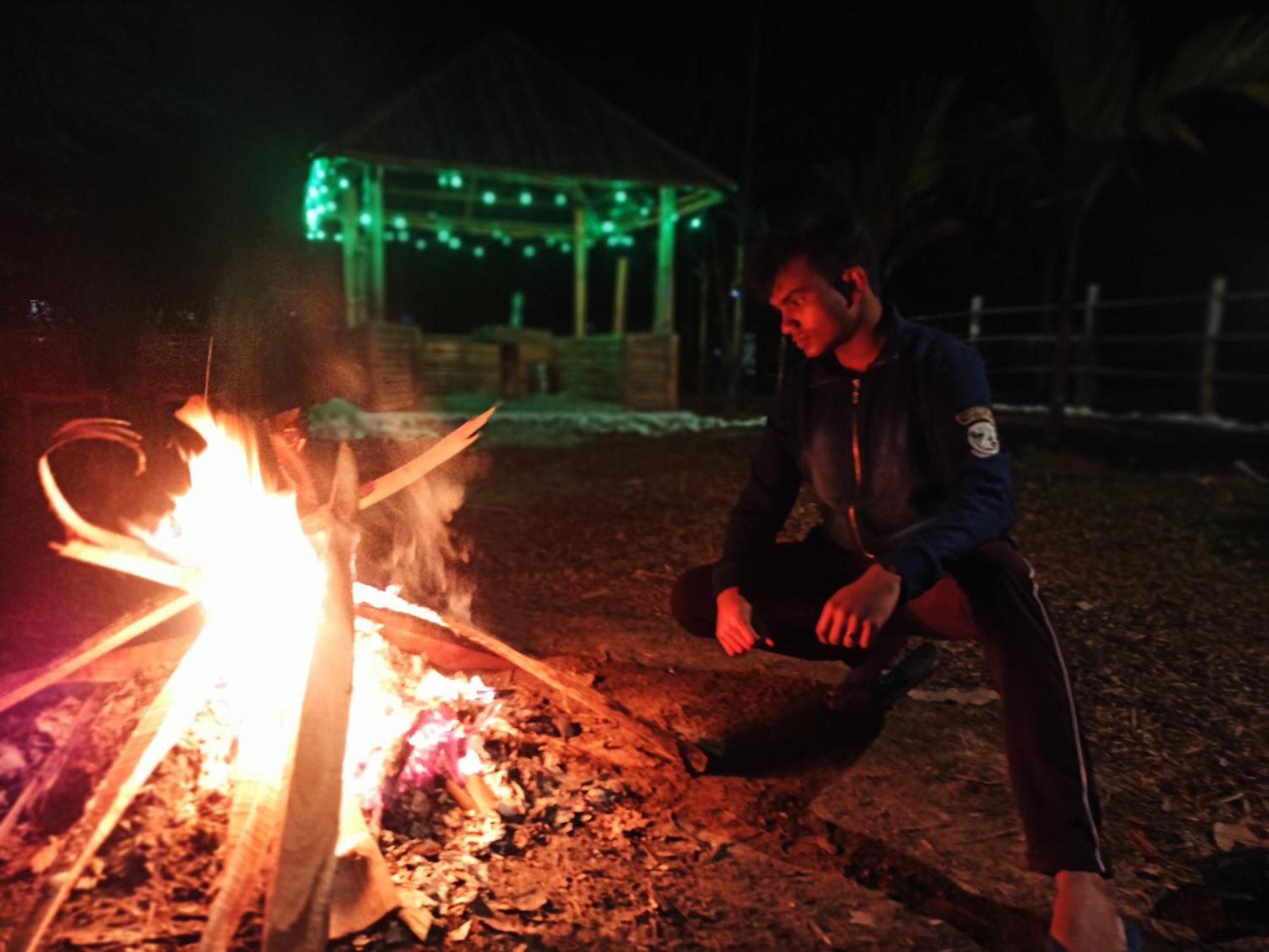 Grasshopper Jungle Queen Resort Chālsa Екстериор снимка