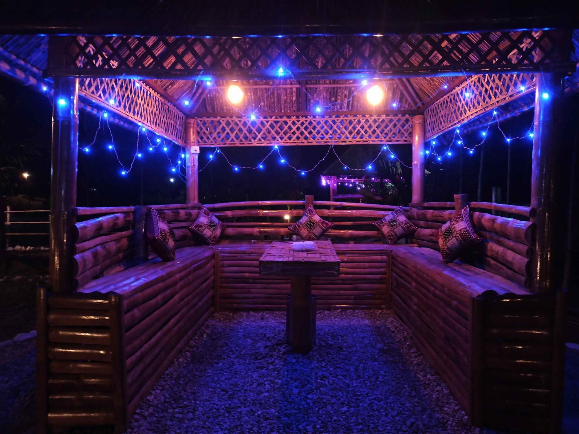Grasshopper Jungle Queen Resort Chālsa Екстериор снимка