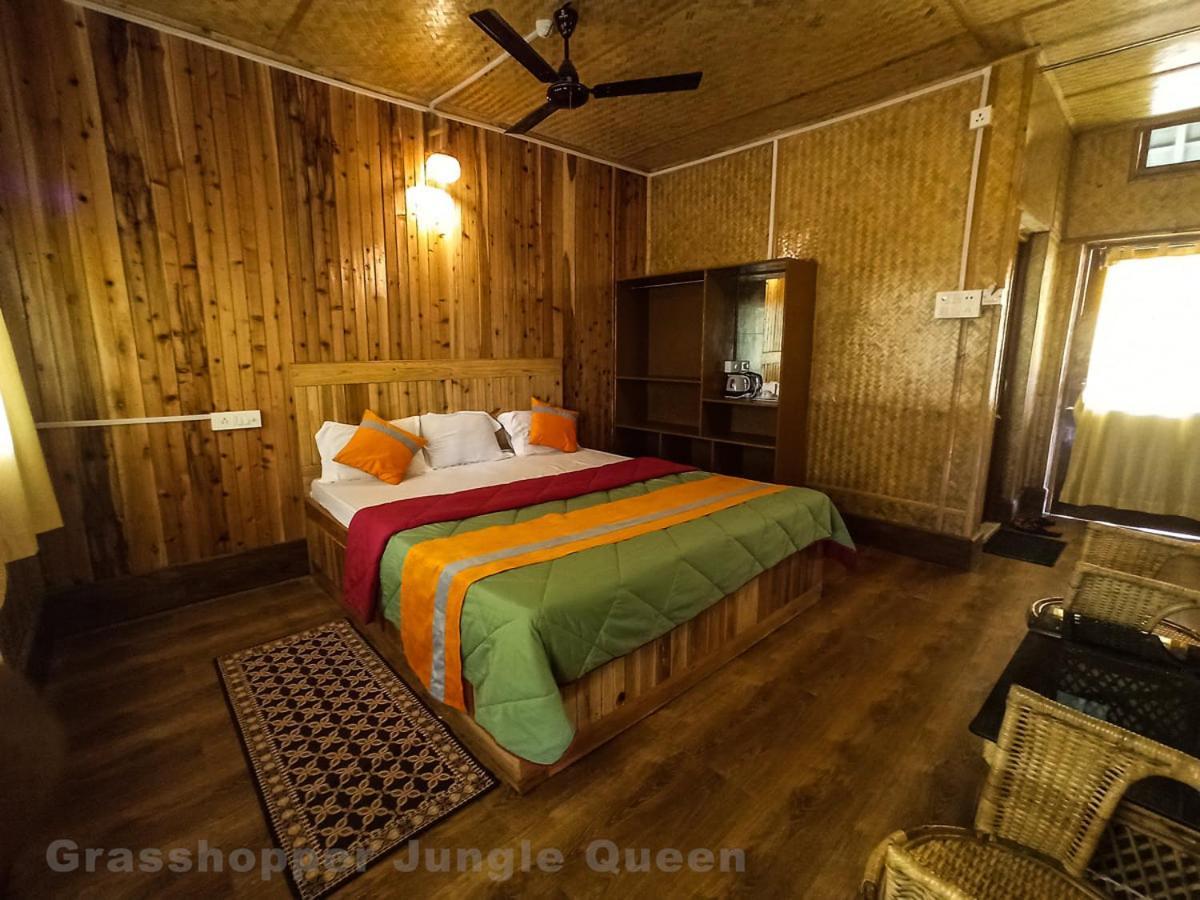 Grasshopper Jungle Queen Resort Chālsa Екстериор снимка